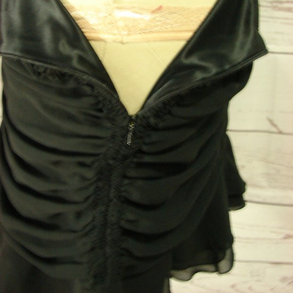 Black Ruched Ruffle Edged Skirt Sz 8 - Picture 7 of 15